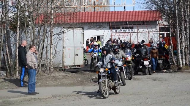 01.05.2016 Открытие мотосезона в Апатитах смотреть онлайн