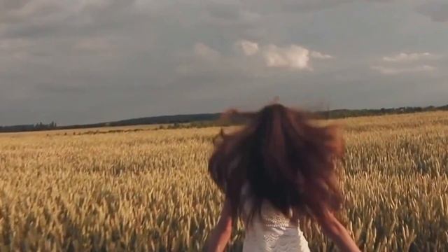 ИОСИФ БРОДСКИЙ "МОЯ СВЕЧА БРОСАЯ ТУСКЛЫЙ СВЕТ.." смотреть онлайн