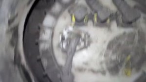 Лэнд Крузер 200.Бензин.1UR FE.Где живёт топливный насос??