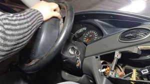 Как снять руль рулевое колесо Ford Focus 1