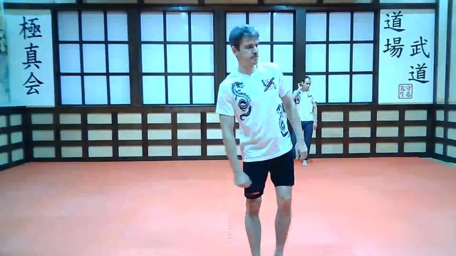 Утренняя online зарядка с Сэнсэем? ☀ПРОСЫПАЕМСЯ☀ ?ПРИСОЕДИНЯЕМСЯ? ??РАЗМИНАЕМСЯ?? ⚡ЗАРЯЖАЕМСЯ смотреть онлайн