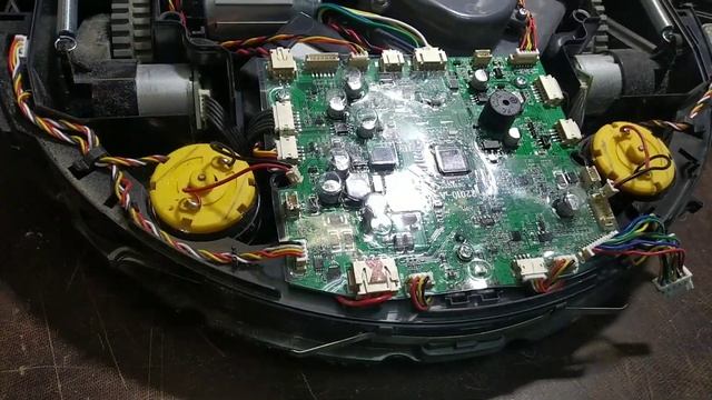 Polaris PVCR-1020 пищит два раза, не стартует. смотреть онлайн