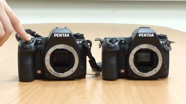 Pentax K5 vs Pentax K7 Frame Rate Test смотреть онлайн