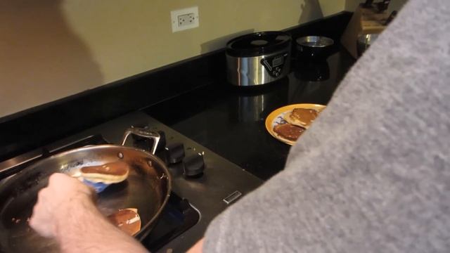 PANCAKE PROBLEMS (Skit) смотреть онлайн