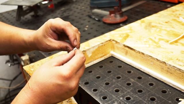 Зимний курятник. Теплая дверь для кур 2в1. смотреть онлайн