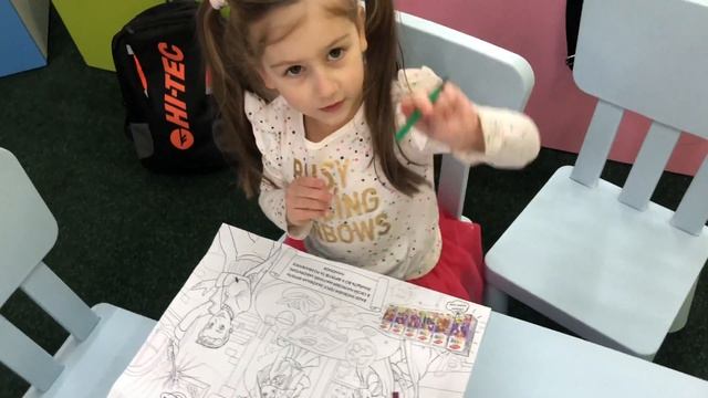 Игровая комната! Аттракционы! смотреть онлайн