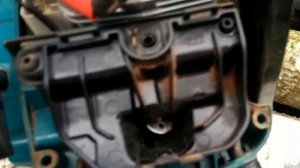 Глохнет бензопила? С ЧЕГО НАЧАТЬ РЕМОНТ! Бензопила Makita.