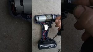 Ремонт электромотора шуруповерта когда дымит при работе.