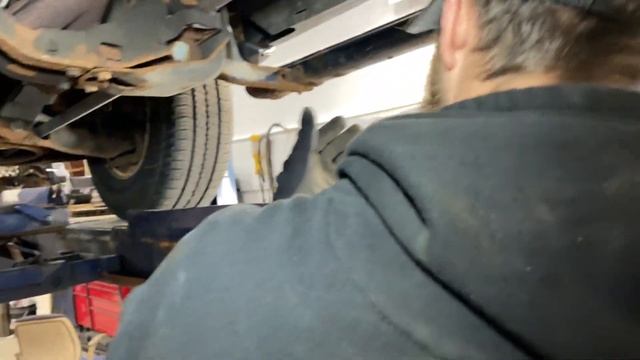 Ford Ranger 2008 Replace Transmission Rear Seal смотреть онлайн