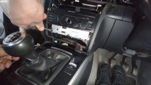 Audi A5 Coupe (8T3) 2007-2011 How To Remove Audi Concert Radio\Display