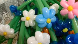 Цветок ромашка из воздушных шаров шдм Flower of balloons