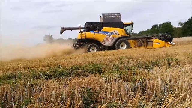 CR9090 avce sa coupe de 11m et sont case puma cvx 200 смотреть онлайн