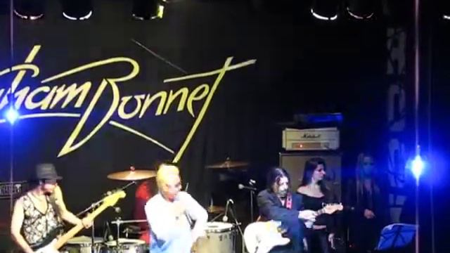 Graham Bonnet 2009 - Blackmore´s Bar 07/12/09 - "God Blessed Video" смотреть онлайн