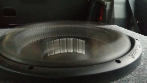 Double Gladen Audio SQX 12 - They are LOUD !!!