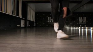 #14 Как танцевать в клубе парням | МАЛЫГИН