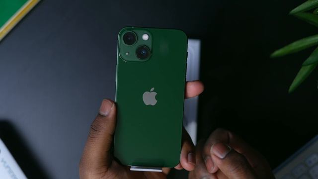 IPHONE 13 MINI UNBOXING GREEN // FIRST IMPRESSIONS [GREEN IS BETTER]! смотреть онлайн
