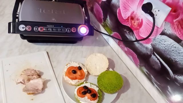 #17 Гамбургер с куриным филе на гриле Оптигриль Смарт (Tefal Optigrill Smart) смотреть онлайн