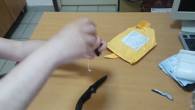 Обзор двух посылок из Китая. Светодиодная насадка на кран. Как пользоваться моноподом на Android смотреть онлайн