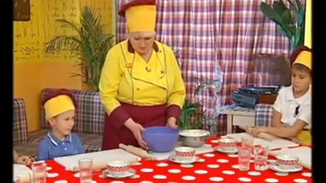 Лепим вареники в ресторане "Вареничная Катюша" смотреть онлайн