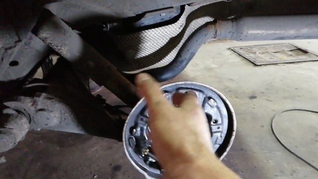 Frenos traseros para mi RENAULT LAGUNA!! Por fin le hacemos algo!!! смотреть онлайн