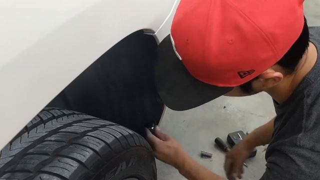 How to Install a 2015-2016 Chevrolet Suburban Rear Bumper, Video 3/3 смотреть онлайн