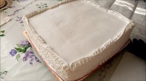 Торт на день рождения. Украшение торта.