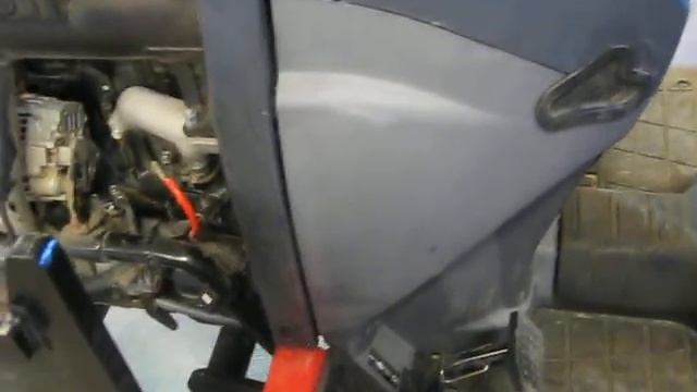 Servicing and operating a Mahindra Max tractor смотреть онлайн