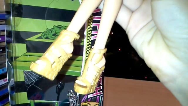 EN#обзор на MONSTER HIGH KLEO DE NILКРИПАТЕРИЯ смотреть онлайн