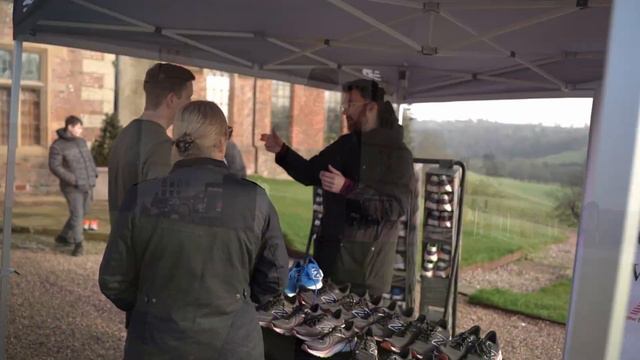 New Balance SC Elite V4: Parkrun and Trainer Demo Day Vlog смотреть онлайн