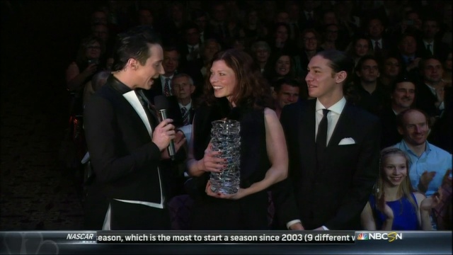 Johnny Weir interviews Kori Ade смотреть онлайн