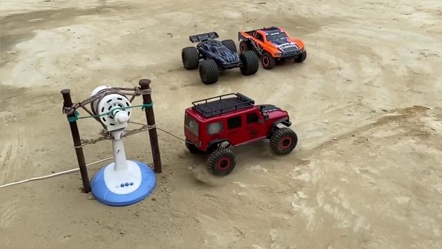 RC Cars vs Fan Tug Of War | JLB Cheetah RC Car | Wltoys RC Cars смотреть онлайн