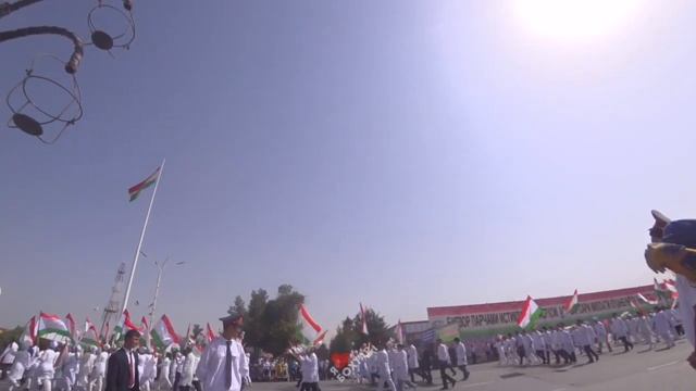 Главный парад в Хатлонской области (Курган Тюбе Бохтар) Таджикистан смотреть онлайн
