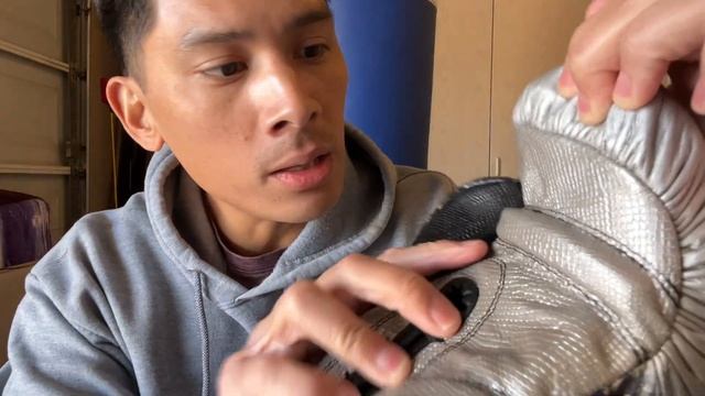 Cleto Reyes Snake Skin Pro Fight Gloves- UNBOXING AND FIRST LOOK! смотреть онлайн