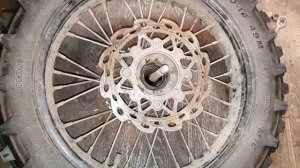 Простой гид по замене подшипников заднего колеса и задних колодок питбайка