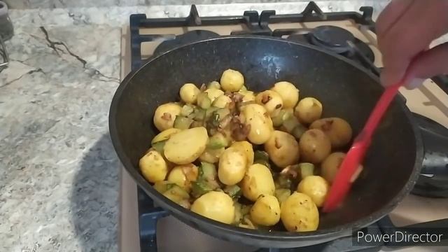 СВАРИЛА КУРАМ ,А СЪЕЛА САМА ВКУСНОТЕЕВО смотреть онлайн