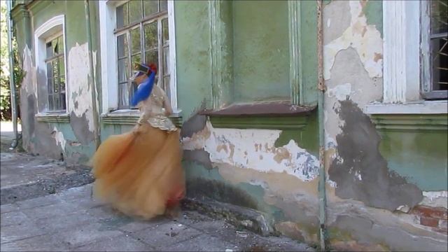 Хранительница заброшенных особняков от "Лиса в Лесу" смотреть онлайн