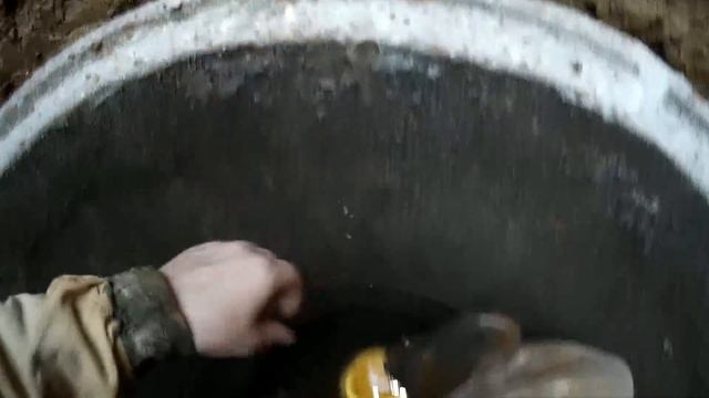 РОДНИК В КОЛОДЦЕ . опять воду не откачаешь . смотреть онлайн