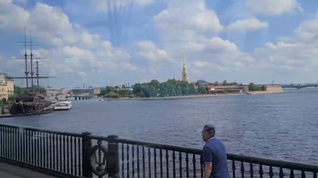 Настраивая детские струны души мы объединяем их в оркестр для того чтобы звучала музыка добра. смотреть онлайн