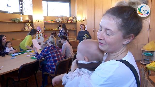 Малыши и гаджеты. Семейный Центр Аист смотреть онлайн