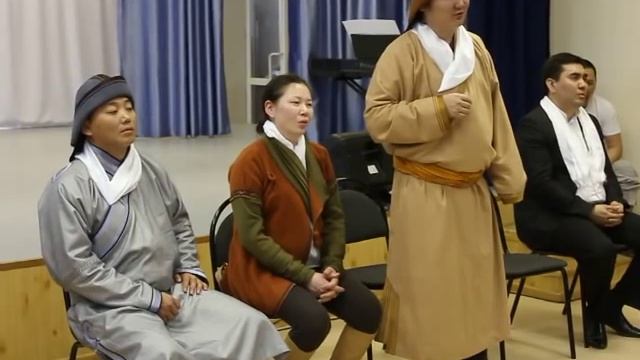 Жавхлан "Улан залата хальмгуд" смотреть онлайн