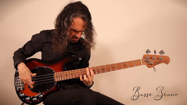 STERLING By MUSIC MAN 🎸 Stingray Ray34 🔥 TEST