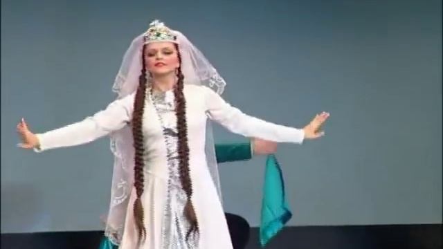 Vanoush Khanamerian Dance School - Shalakho Par - Armenian Traditional Dance смотреть онлайн