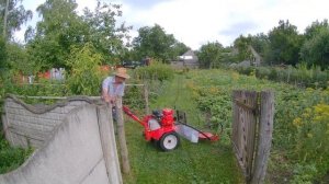 Покос травы мотоблоком.