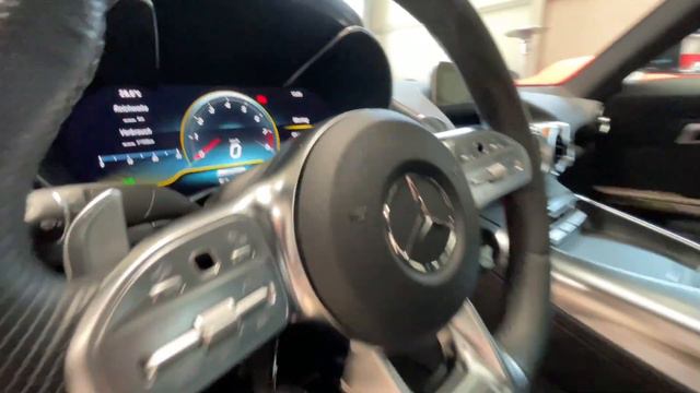 Mercedes AMG GTC- V8-Power im Edelzwirn смотреть онлайн