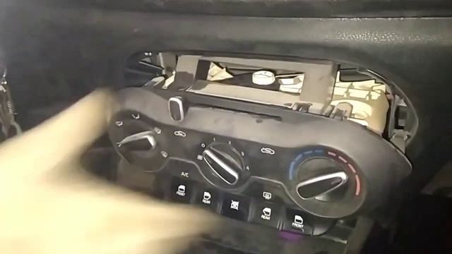 common problem of Kia Pegas is power window switch @boycabatomixvlogs смотреть онлайн
