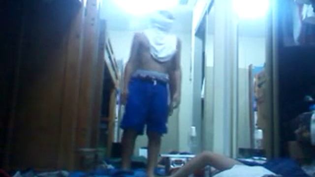 Hidden camera at 1 am... смотреть онлайн