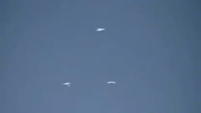 Sky Serpent UFO's (stabilized video) смотреть онлайн