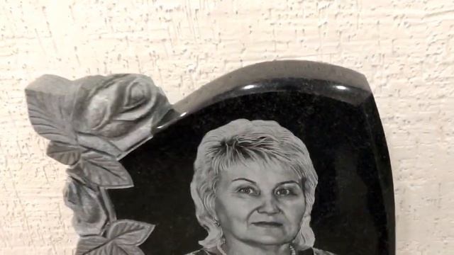 Памятник с резными розами КаменГрад Гомель смотреть онлайн