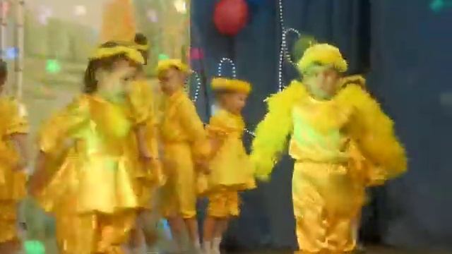 Танец маленьких утят смотреть онлайн