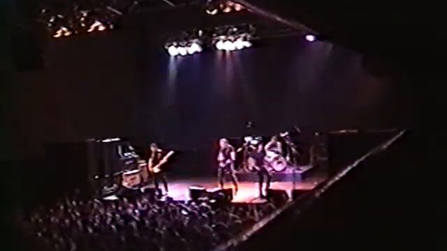 Metallica - Die die my darling (Live 1998 Philadelphia) смотреть онлайн